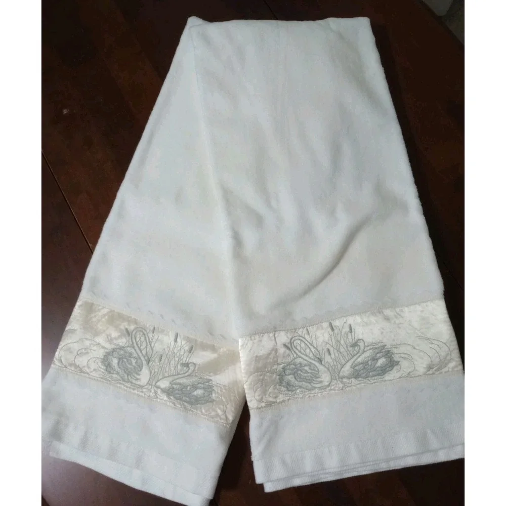 bath towel sets for bathroom Vintage Embroidered White Lace Swan 4pc